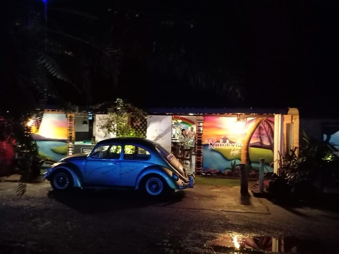 Rainbow Bed N Bfast Hostel Pantai Cenang  Luaran gambar
