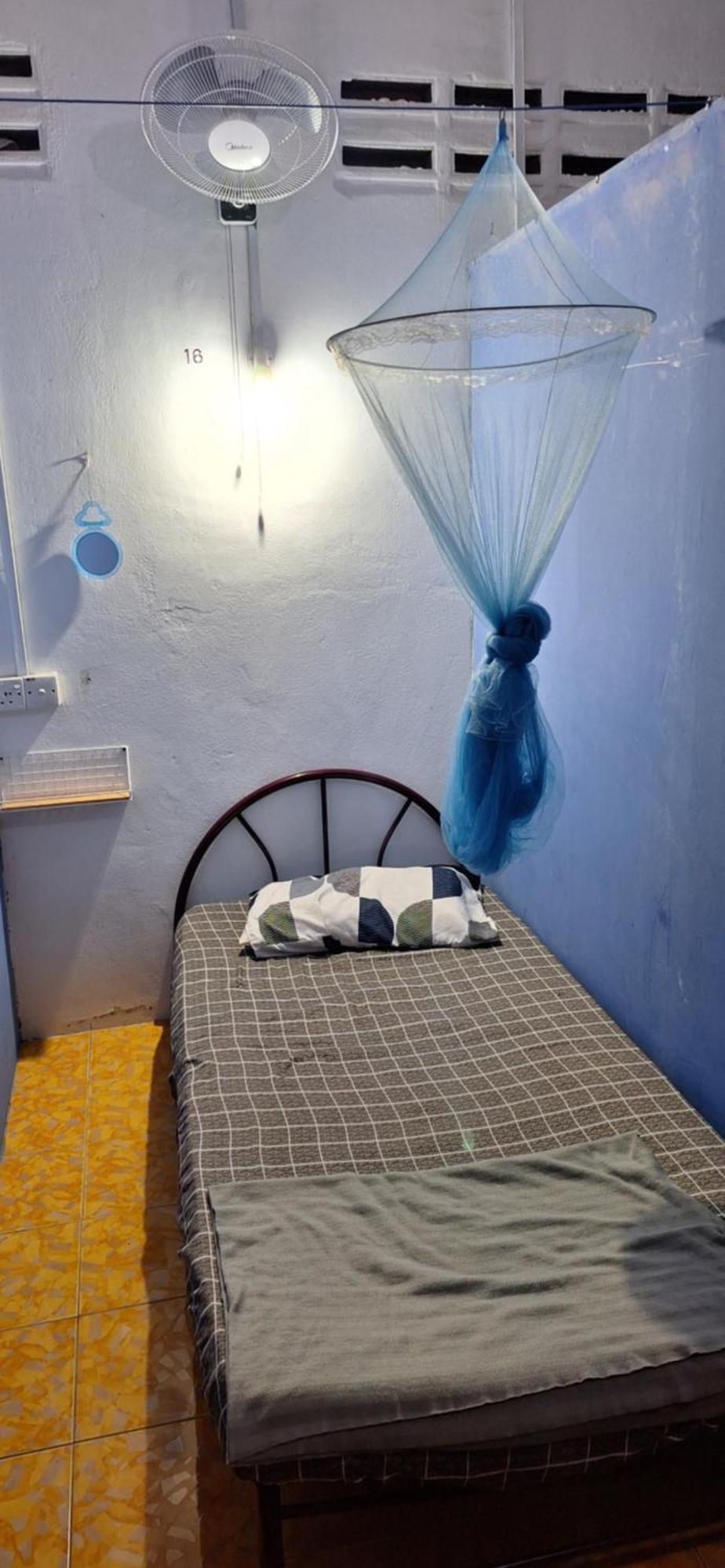 Rainbow Bed N Bfast Hostel Pantai Cenang  Luaran gambar