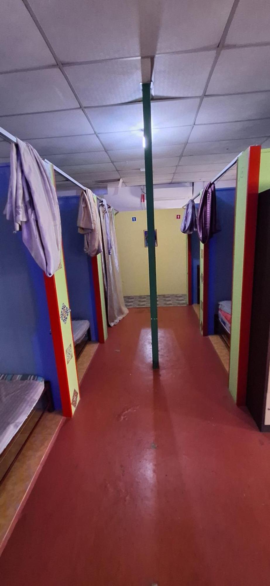 Rainbow Bed N Bfast Hostel Pantai Cenang  Luaran gambar